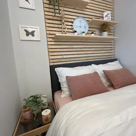 Hi Speed Wifi, Centre Flat Апартаменты