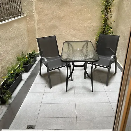 Апартаменты Hi Speed Wifi, Centre Flat