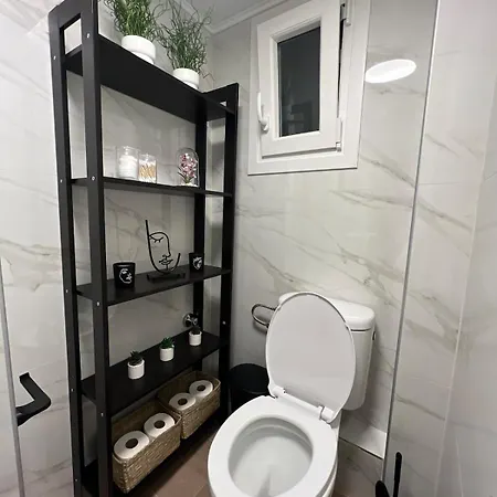 Hi Speed Wifi, Centre Flat Апартаменты